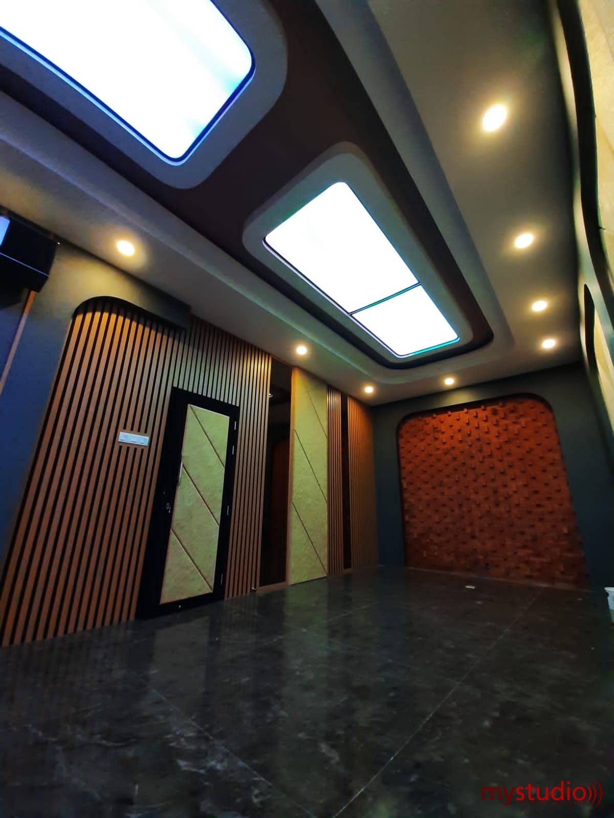 Ruang Karaoke Bapak Ajik Krisna Bali | Jasa Pembuatan Ruang Karaoke Bali |Peredam Akustik Ruang - Blog Mystudio